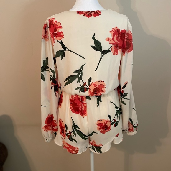 Romper - Picture 2 of 2